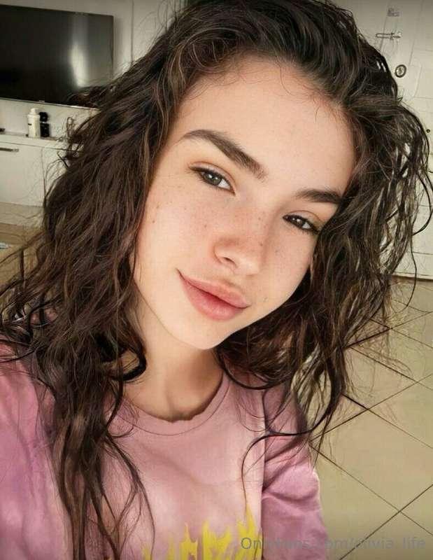 I'm all burning🥵🔞, I only miss you. @kim_moor
Do you want to..