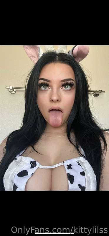 Do you need some of mommy’s milk? Check ur messages daddy