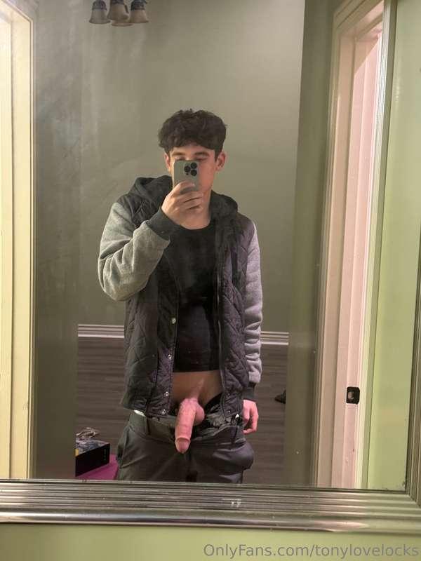 tonylovelocks image #3
