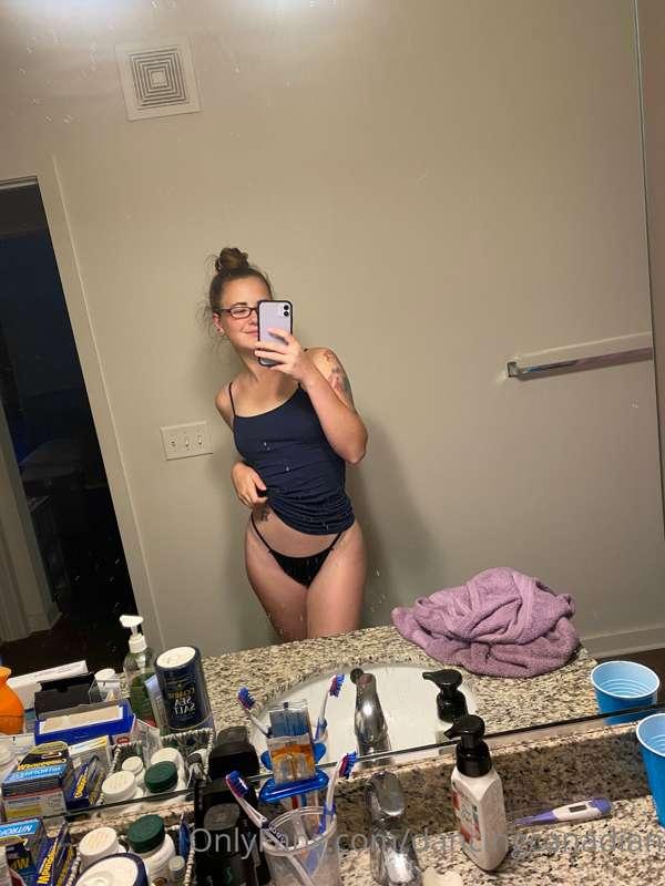 Im waking up like this..whats the first thing you do?