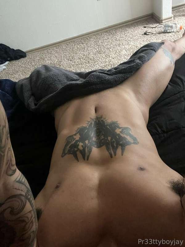 Anyone here a fan of sleeping au naturel?