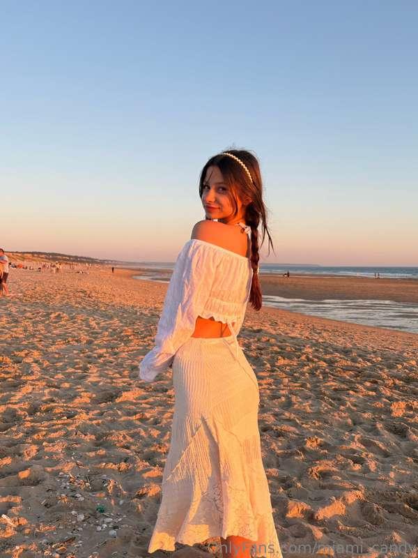 I’m absolutely in love with sunsets. They look so magical, u..