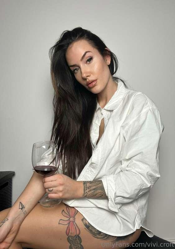 Drinking alone is not so much fun. Will you keep me company?