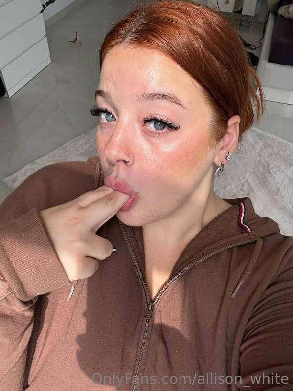 do you like my face expression while sucking ?