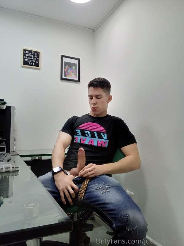 When I'm at the office I feel so horny