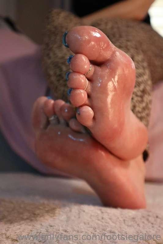 footsiegalore image #7