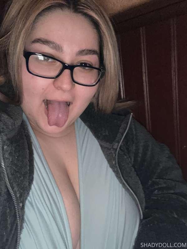 I’ve been trying to take tit pics in Cheesecake Factory 🙈 it..