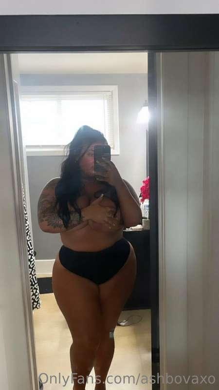 Feeling so naughty right now 🙈 DM me daddy 
