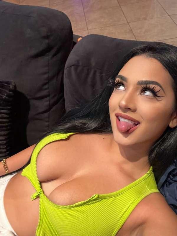 Happy Friday!💋💋