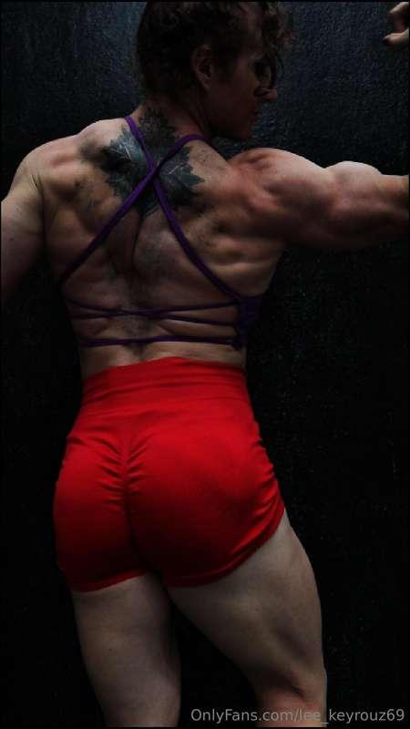 do you like my back muscles??