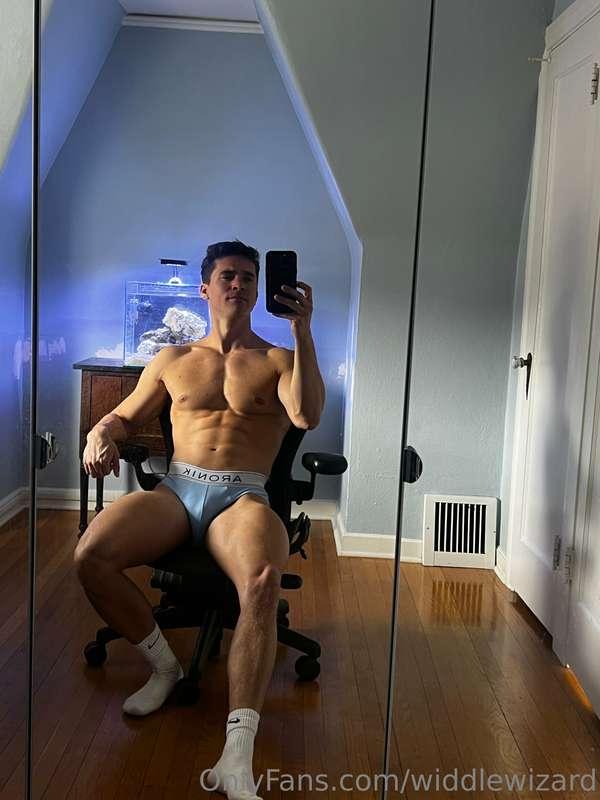 I’m setting up a fish tank:)