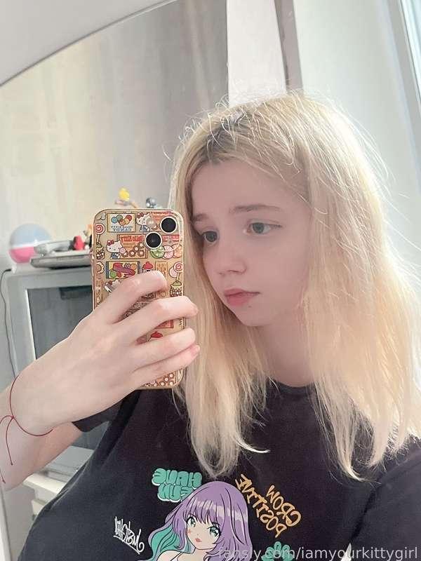 iamyourkittygirl image #2