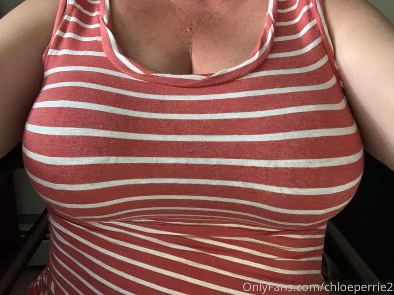 Good morning. 💋 Happy Friday! 🎉 

Anyone up for some play af..