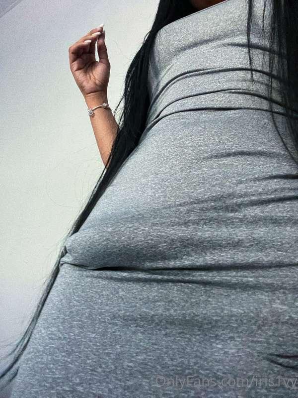 I don’t like wearing panties lol
