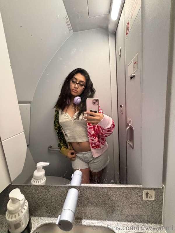 ✈️ selfies
