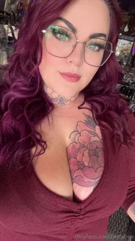 🥵❤️BBW tatted alt cutie❤️🥵🌽🌽Midwest Tatted Emo Bitch🌽🌽😘💋solo..