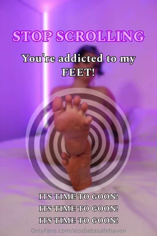 Look at what you’ve found! It’s my feet! I wonder how excite..