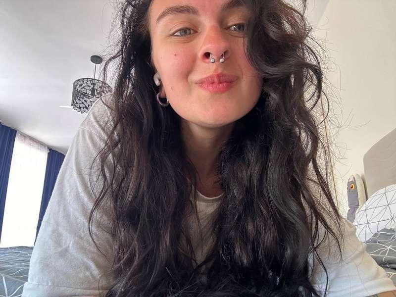 Curly, carefree, and loving it 💫🌿