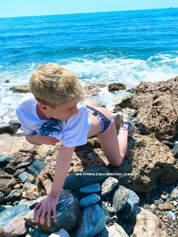 british-twinks image #4