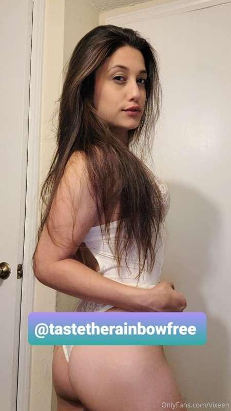 Petite Italian & Naughty ‼️
Sexting 🔥 Custom pic/vid 💕 Onlin..