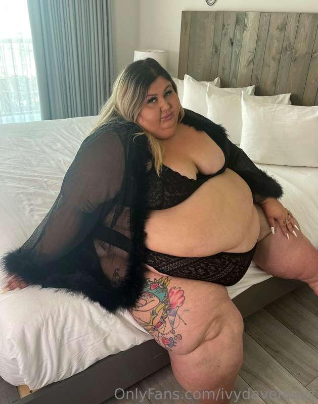 ivydavenport image #0