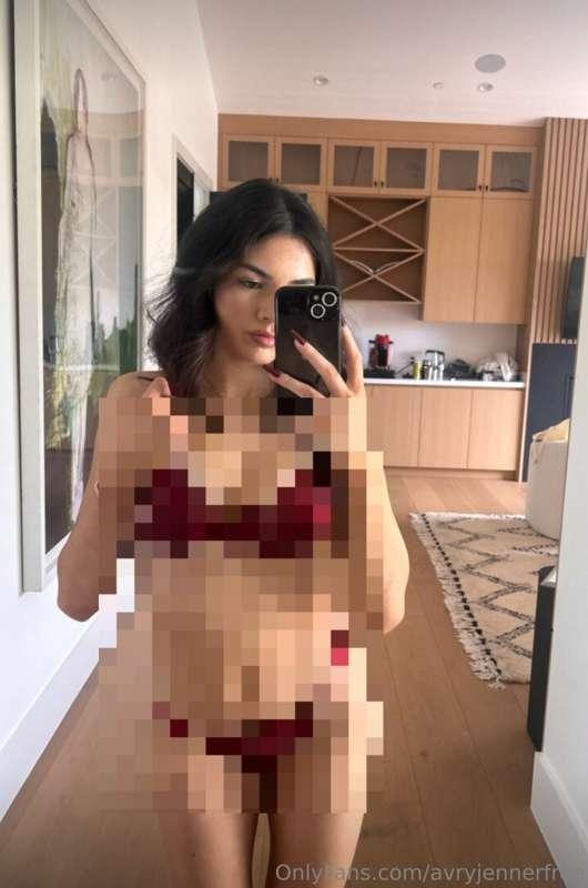 why am i awake rn..talk to me