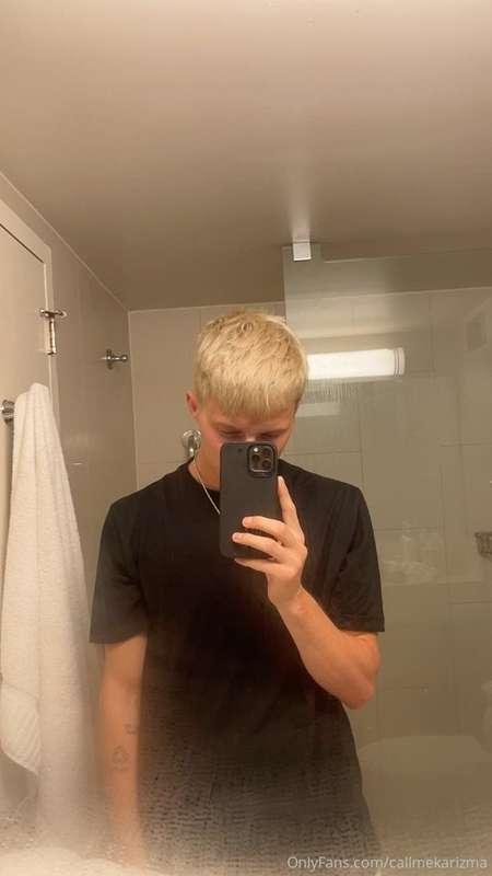 off to the airport :)