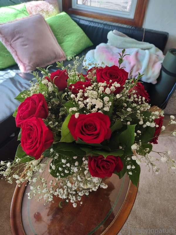 Flowers always bring a little joy to my day,❤️