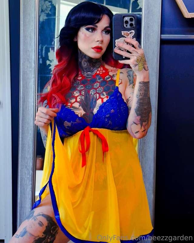 New ppv coming. Don’t forget to check DMs ❤️ I got a new toy..