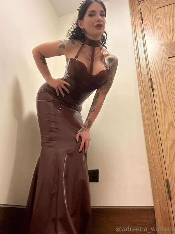 adreenacuckoldress image #0