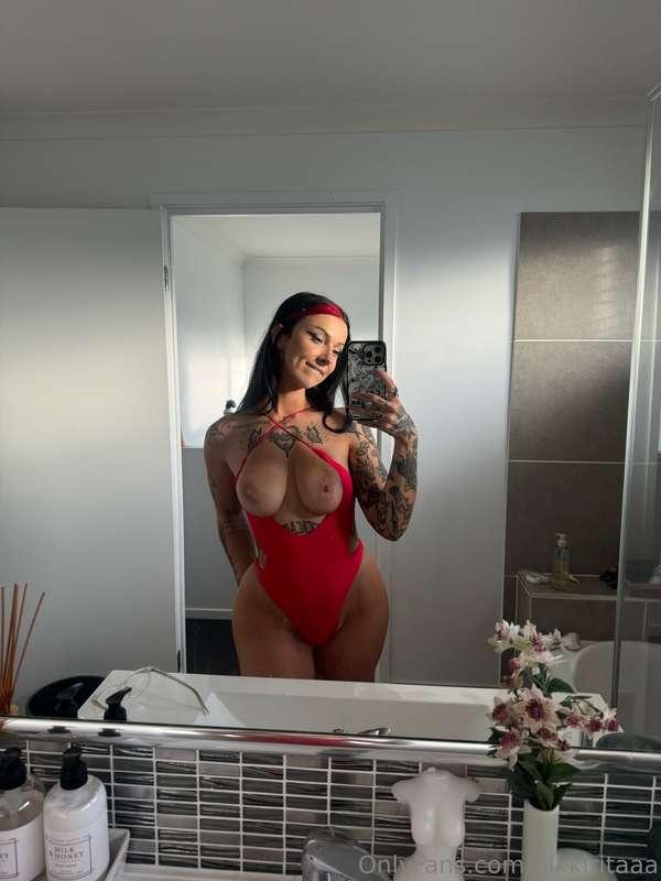 Bikini try on Live when? 😚💖