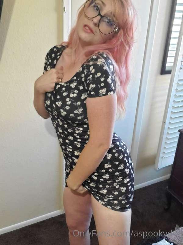 Oh I can't help rubbing myself when you look at me like that..