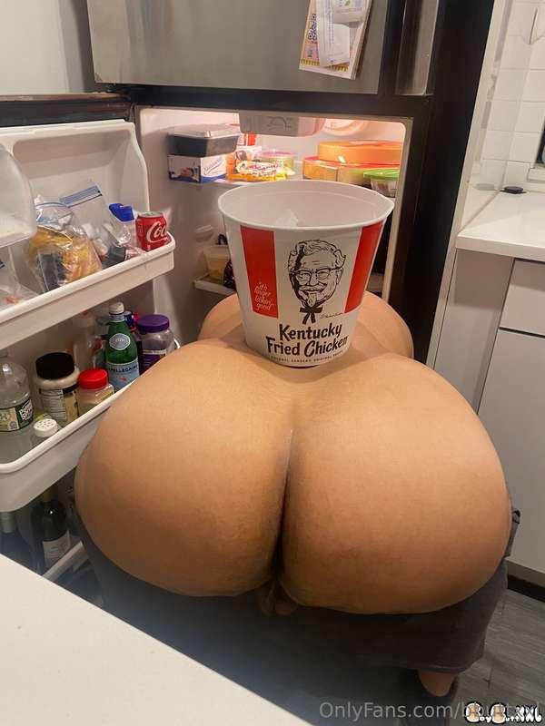 Anyone hungry for chicken? Lol 😝 