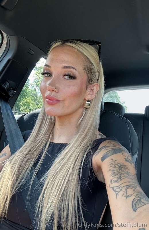 Sending you sweet Sunday kisses!💋🧡