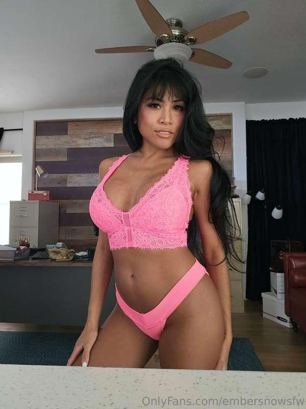 Happy Saturday ✨ any plans for today?