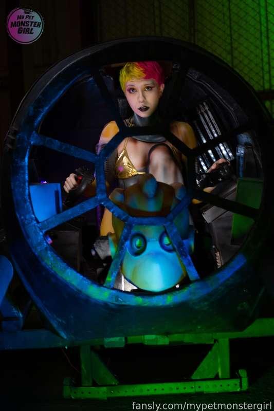 mypetmonstergirl image #1