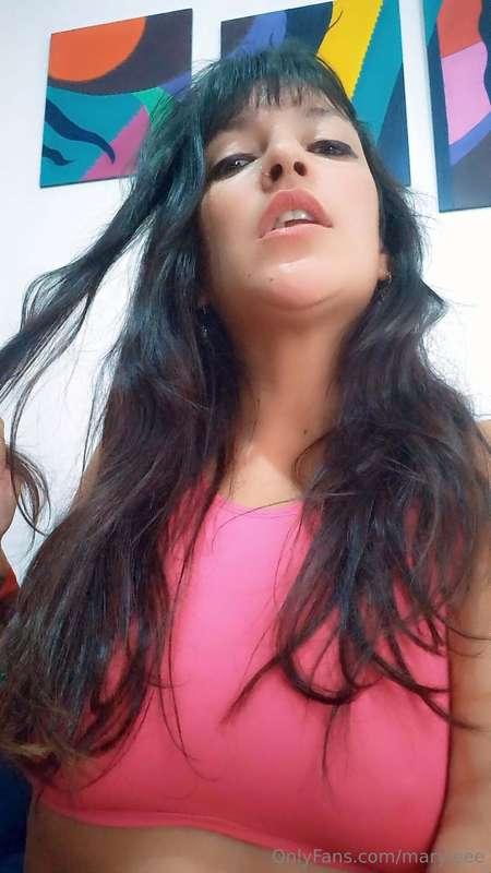 Let me be a good whore and give you a blowjob 