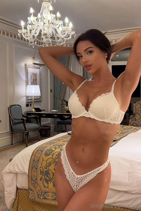 Do you like obedient girls?😇