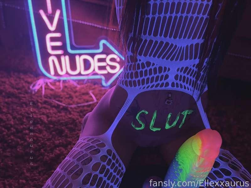 ellexxaurus image #1