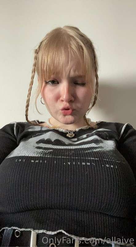 Would you like me to be your big biddy alternative/goth girl..