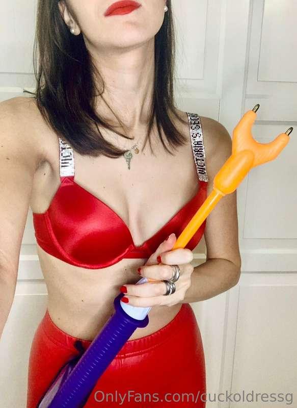 The cattleprod literally scares the living shit out of cucky..