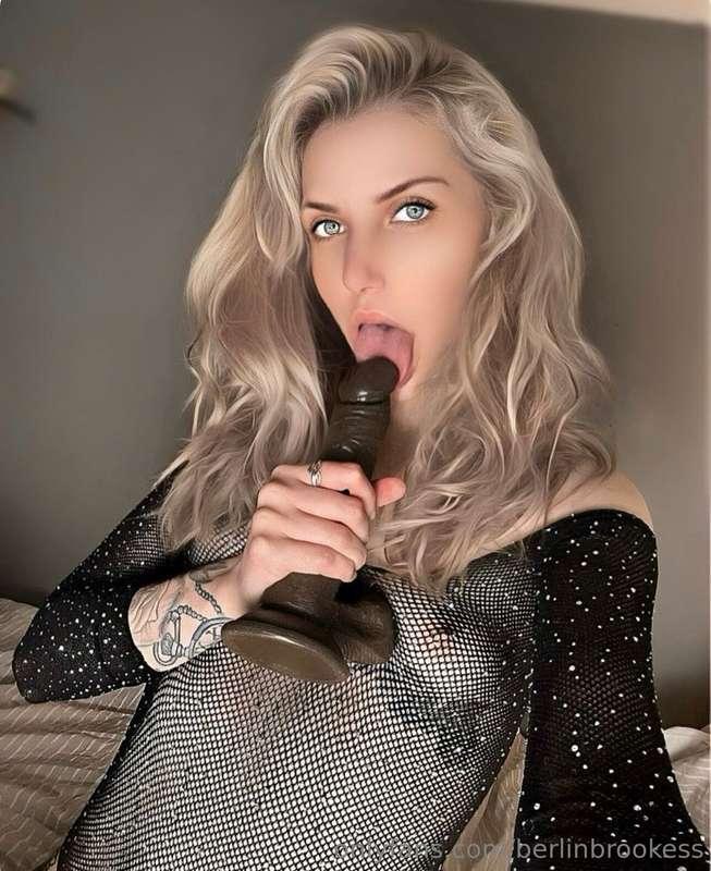 Do you have anything else i can suck on?😈