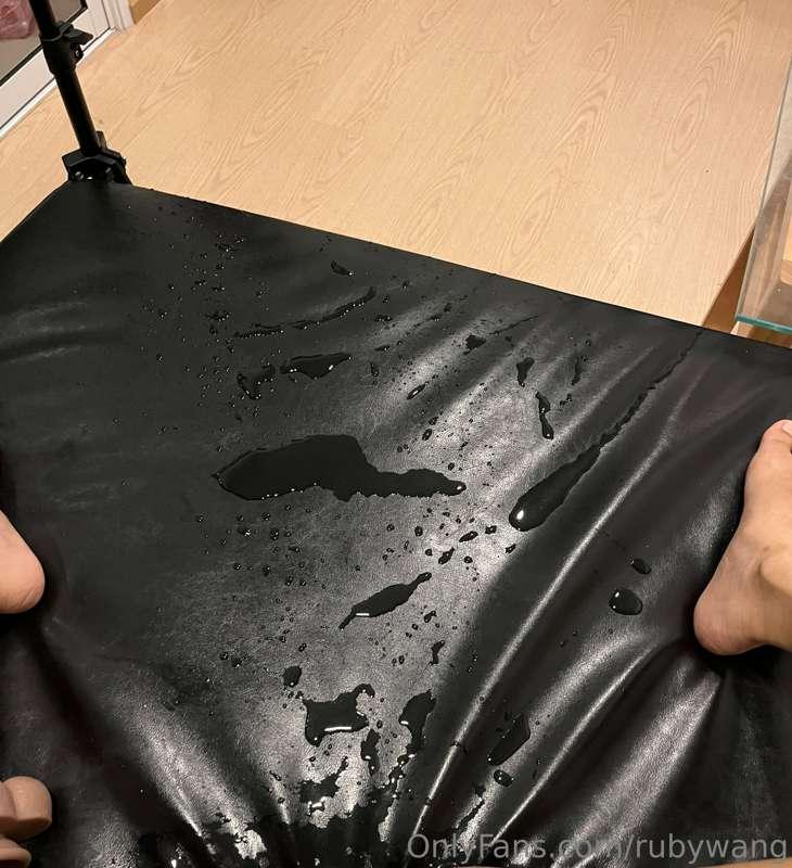 Tell me if you wanna see me squirt 😍💦