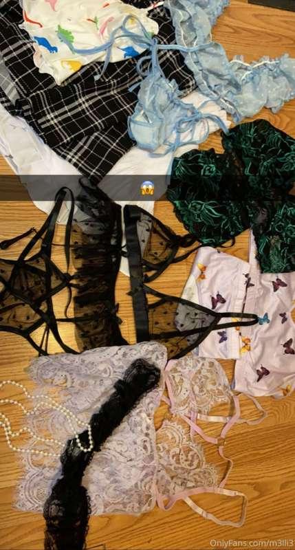 New outfits 😍