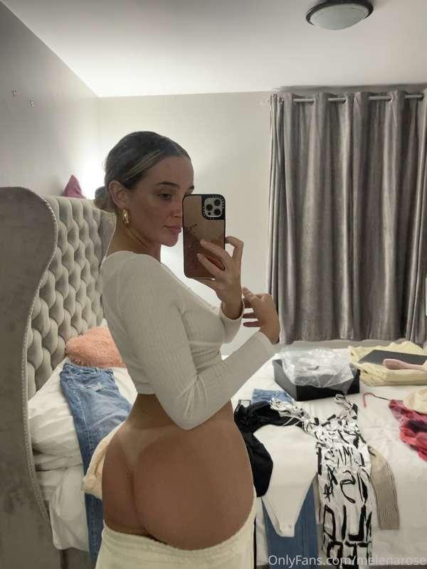 How sexy are my tan lines hehehe