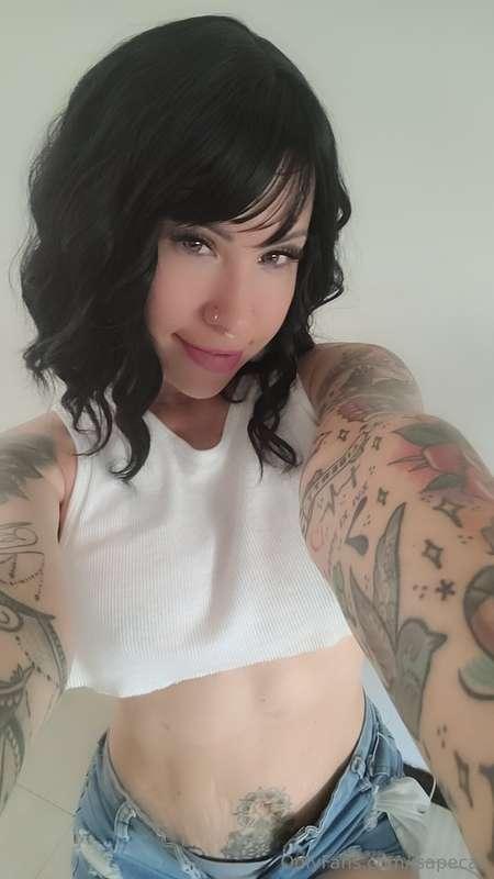 Would you spank me hard daddy?🙈