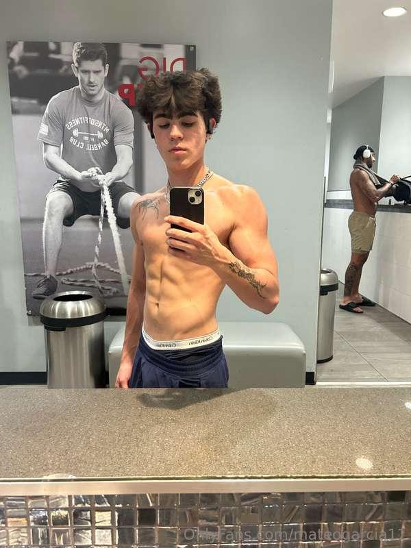 STILL THINKIN’ ABOUT ME?Yeah, this body doesn’t quit tight, ..