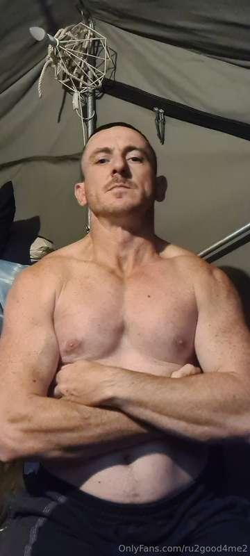 Bulking atm ready to shredd up in a few weeks , I hope you b..