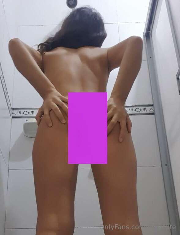 Mi primer video de Squirt 💦 en la ducha mientras me masturbo..