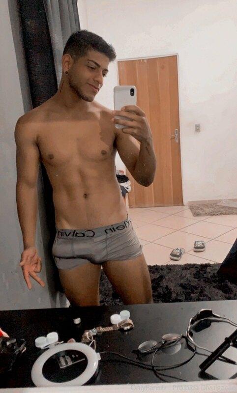 Desse tamanho tabom?
